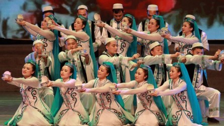 牢記初心擔(dān)使命 砥礪奮進(jìn)開新篇<br/>建筑設(shè)計(jì)院慶祝中國共產(chǎn)黨成立100周年文藝匯演圓滿落幕