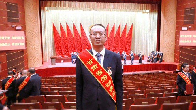 讓奮斗成為青春底色，為隴原水利繪就藍(lán)圖 | 記甘肅省勞動(dòng)模范李長(zhǎng)春