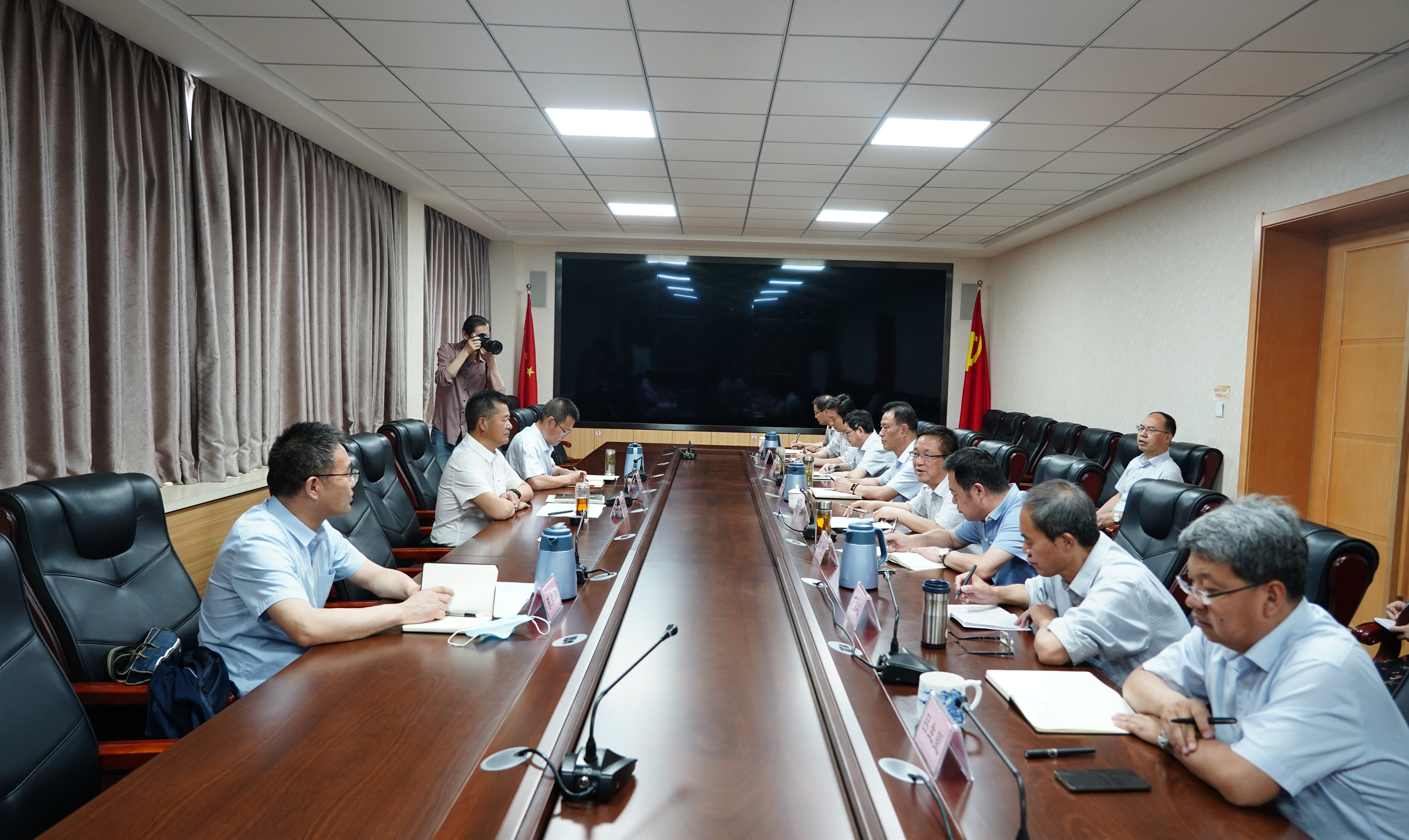 集團股份公司黨委書記、董事長宋忠慶調(diào)研水電設(shè)計院