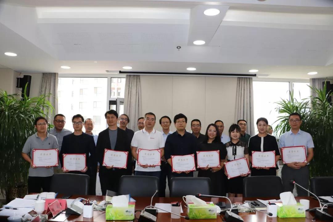 1630547969749054295.jpg 設(shè)計師1.jpg